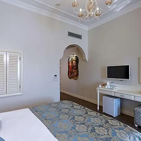 Hotel Vinifera Ephesus 3*