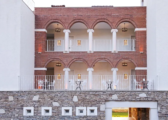 Vinifera Ephesus 3*